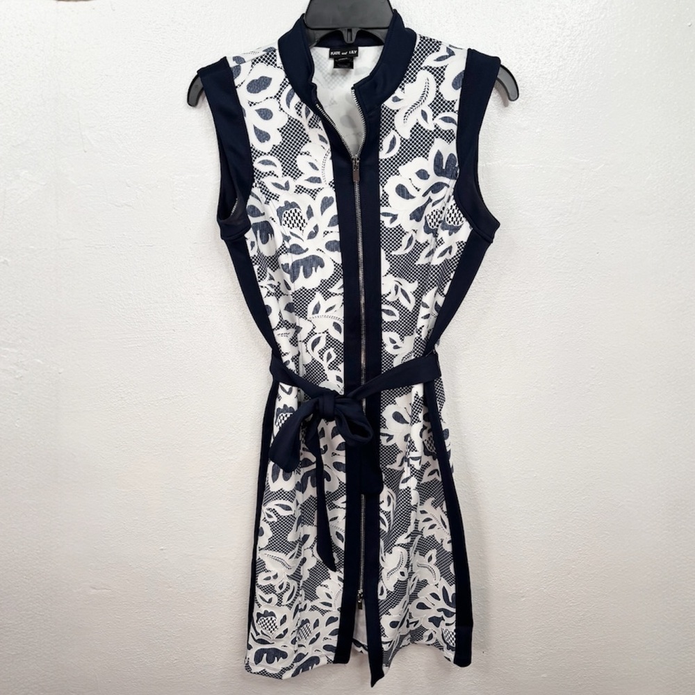 Kate and Lily Dress Size 8 Navy White Floral Sheath Sleeveless Belted Zip Front